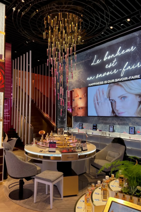 Escalier Lancôme Les Champs Elysées - ASMT