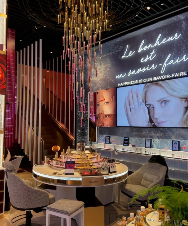 Escalier Lancôme Les Champs Elysées - ASMT